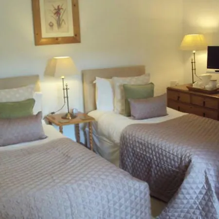 Woodlands Bed & Breakfast *